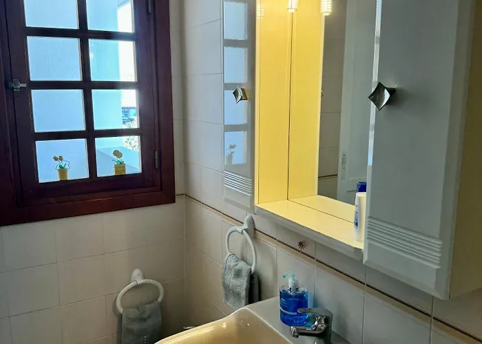 Fanabe Stunning Beachfront Penthouse Parque Royal Adeje Tenerife * אדחה