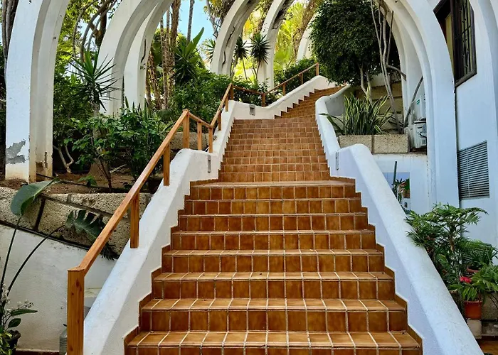 Fanabe Stunning Beachfront Penthouse Parque Royal Adeje Tenerife Apartament *